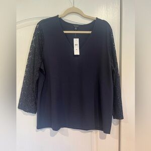 Ann Taylor Navy Top with Lace Sleeve Sz XL